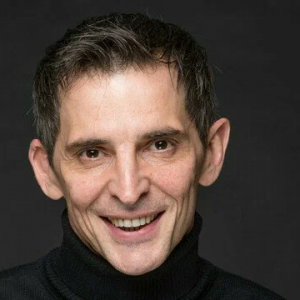 Максим Дахненко