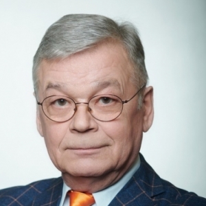 Анатолий Фирстов