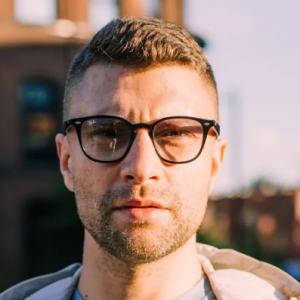 Артём Дмитриев