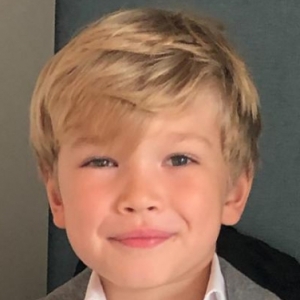 Лев Карабанов